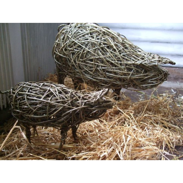 Jo Hammond - Willow Weaving, Piggy Wigs